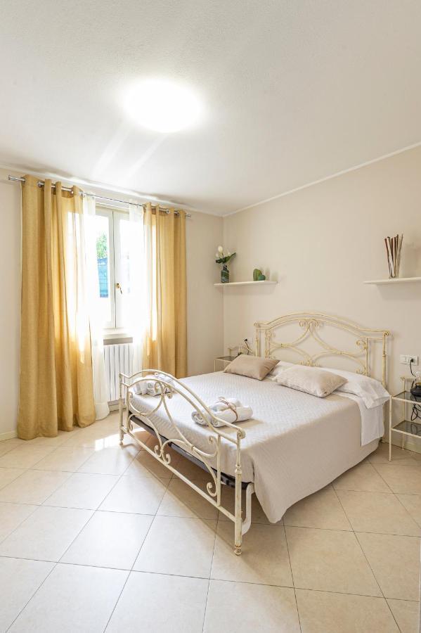 B&B Casa Paola Moniga del Garda Exteriör bild