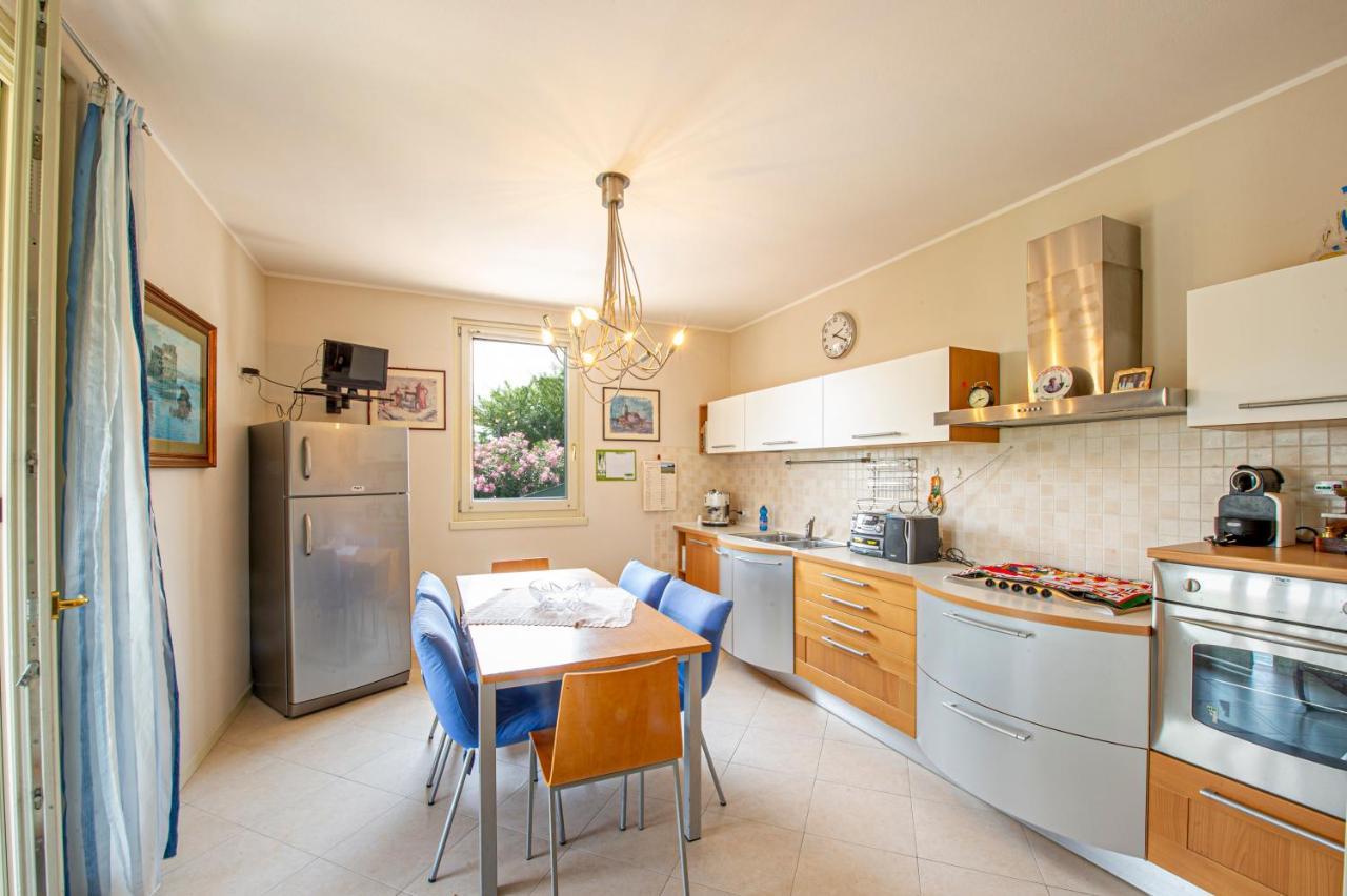 B&B Casa Paola Moniga del Garda Exteriör bild