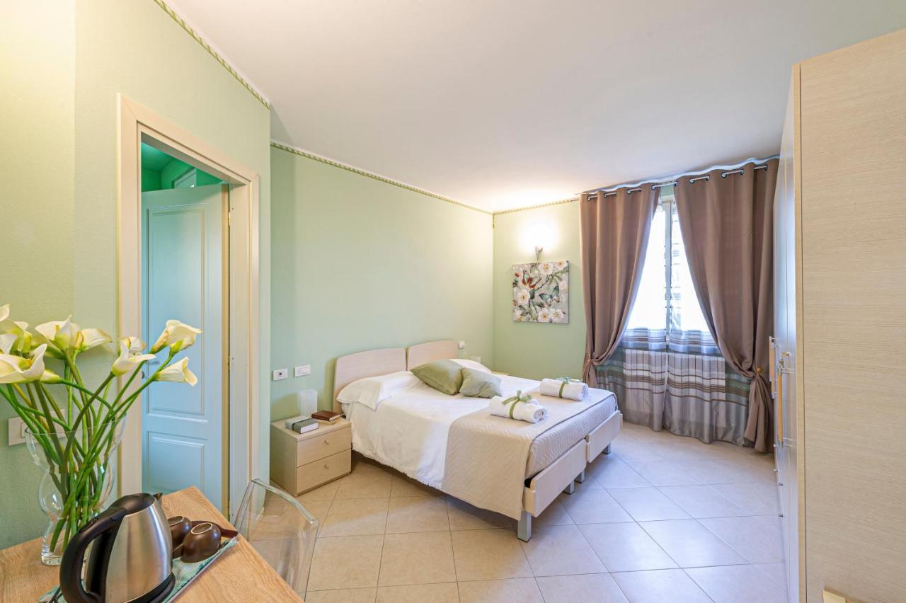 B&B Casa Paola Moniga del Garda Exteriör bild